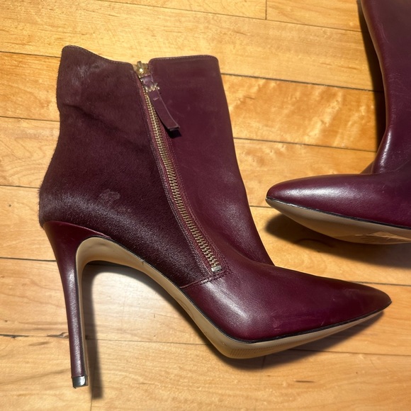 NEW MICHAEL KORS Burgundy heeled booties leather and calf fur 8.5 *READ - Picture 4 of 6